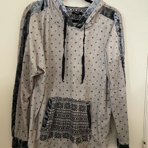 Vera Wang Hoodie VERY SOFT AND COZY